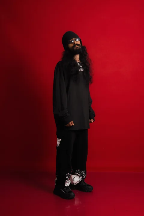 King Lotuss studio portrait 16