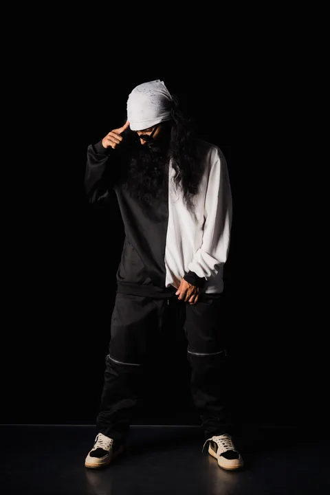 King Lotuss studio portrait 13
