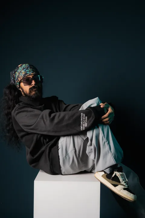 King Lotuss studio portrait 15